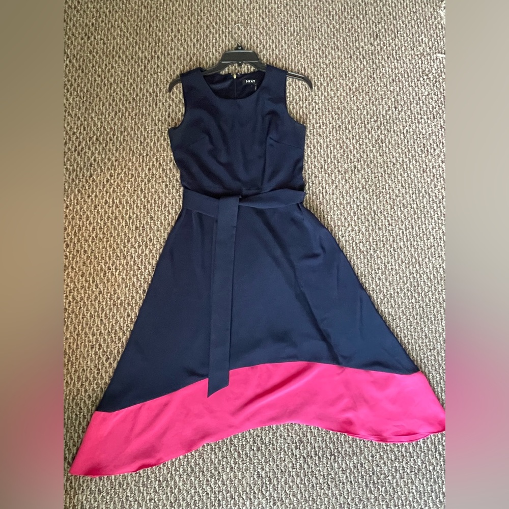 DKNY Navy Blue and Pink Contrast Hem Handkerchief Spring/Summer Dress - Picture 3 of 9